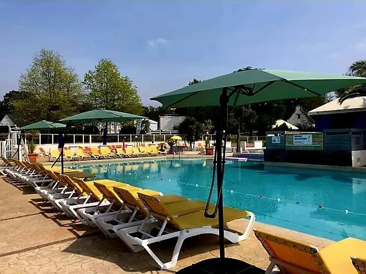 Campsite Le Petit Bonheur Hotel Pont-Aven France