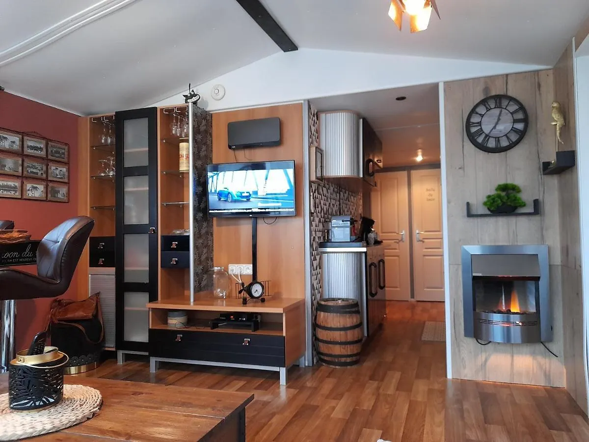 Le Petit Bonheur Hotel Pont-Aven Campsite